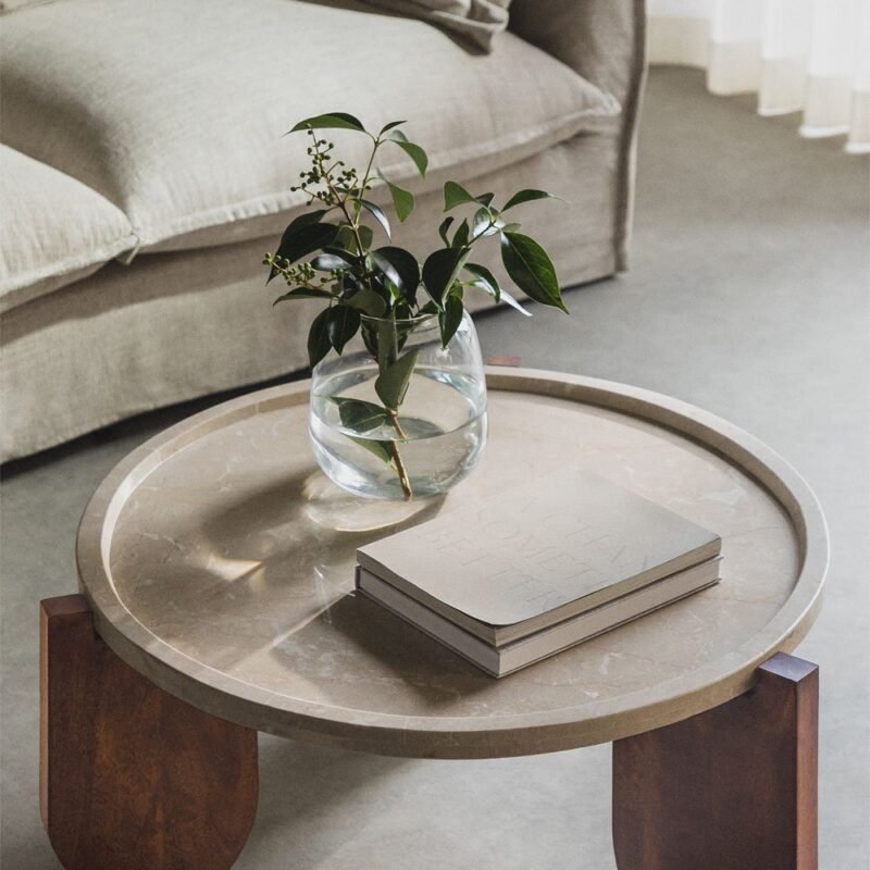 Titan - Table basse en marbre et bois de Noyer